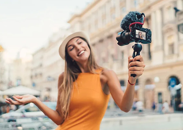 Vlogging Ideas for Beginners: How to Make Money ?
