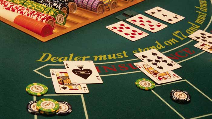 What are the rules of Blackjack? How to play the game online?