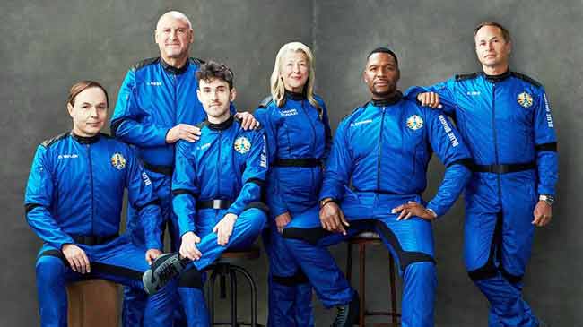 Laura Shepard Churchley & Micheal Strahan among six launching to space. Astronaut Alan Shepard’s Daughter.
