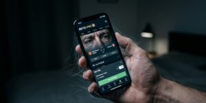 NYC psychiatrist mobile sports betting addiction warning